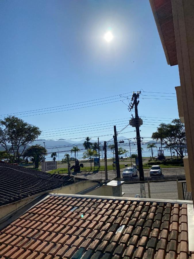 Apartamento Ubatuba, Itagua, Bem Localizado, Duas Vagas De Garagem Exteriér fotografie