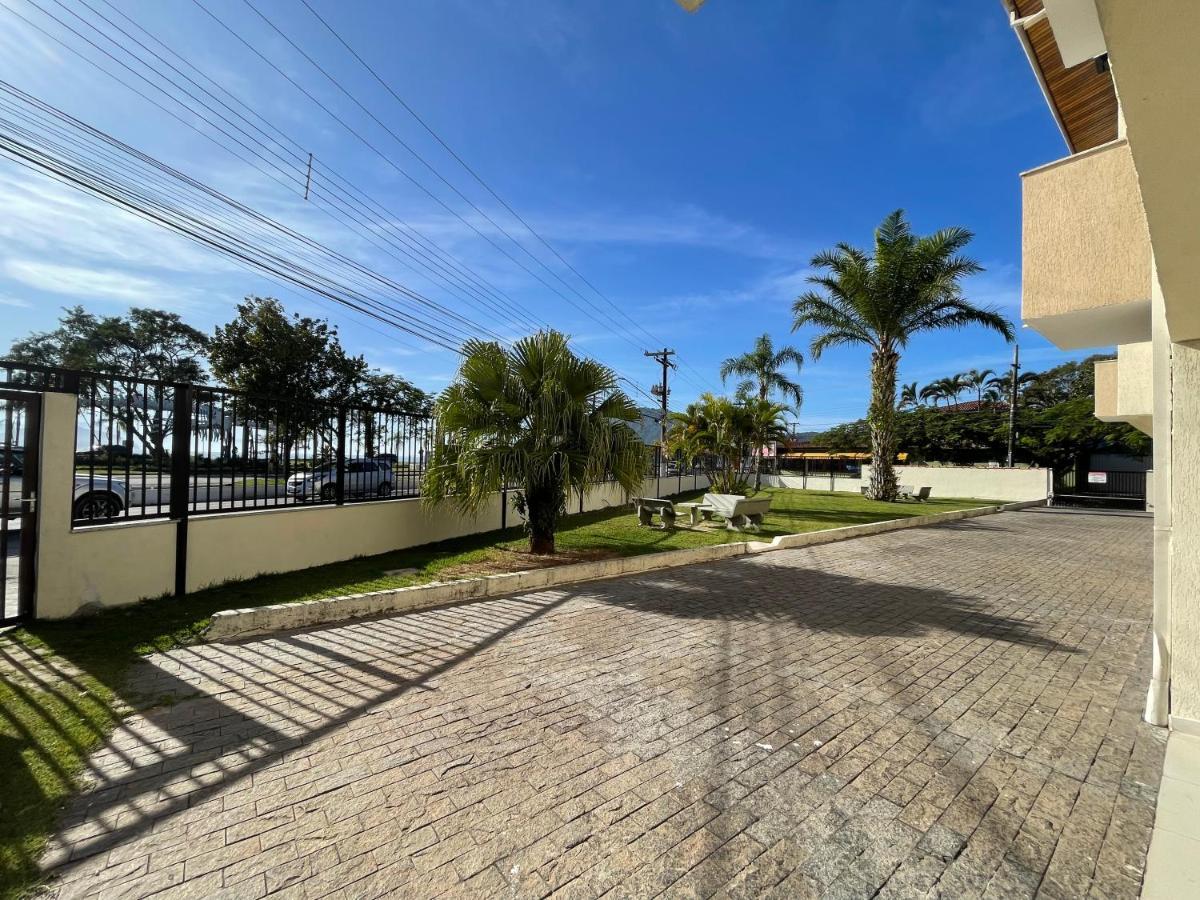 Apartamento Ubatuba, Itagua, Bem Localizado, Duas Vagas De Garagem Exteriér fotografie